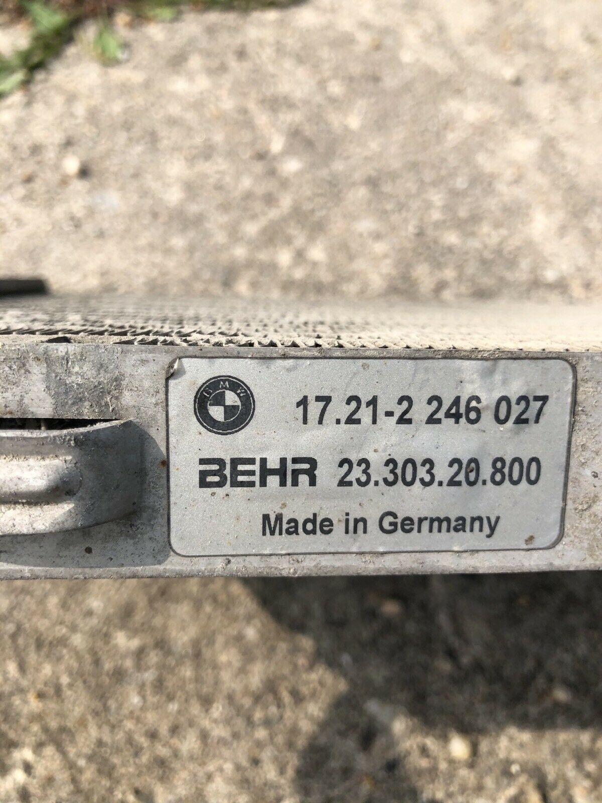 BMW 525TDS E39 Ölkühler Kühler 17212246027