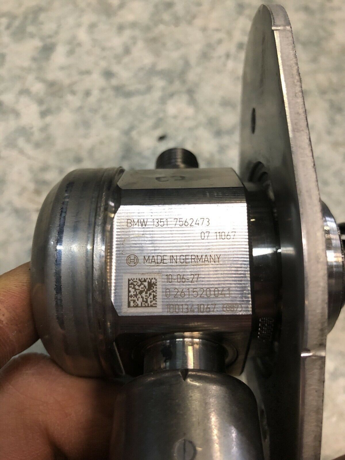 BMW Hochdruckpumpe E60 E61 E81 E82 E87 E88 E90 E91 E92 135175