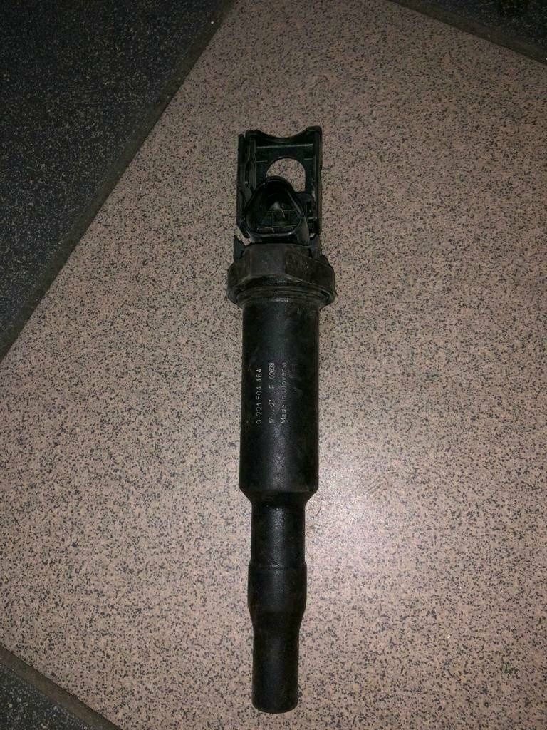 BOSCH IGNITION COIL + SPLIT CAP BMW 8647689-01 0221504470