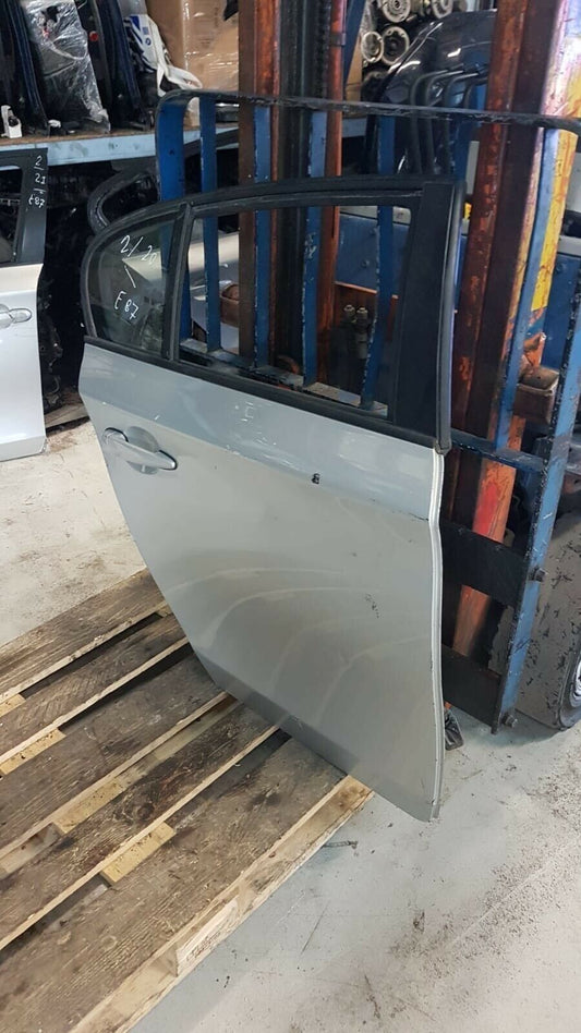 BMW 1 series E87 LCI driver's side rear right door