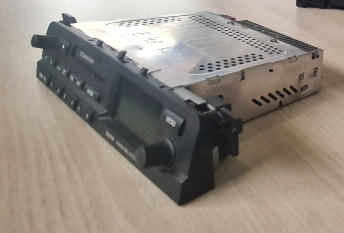 BMW Original E46 Navigation System Radio-Cassette 6942915