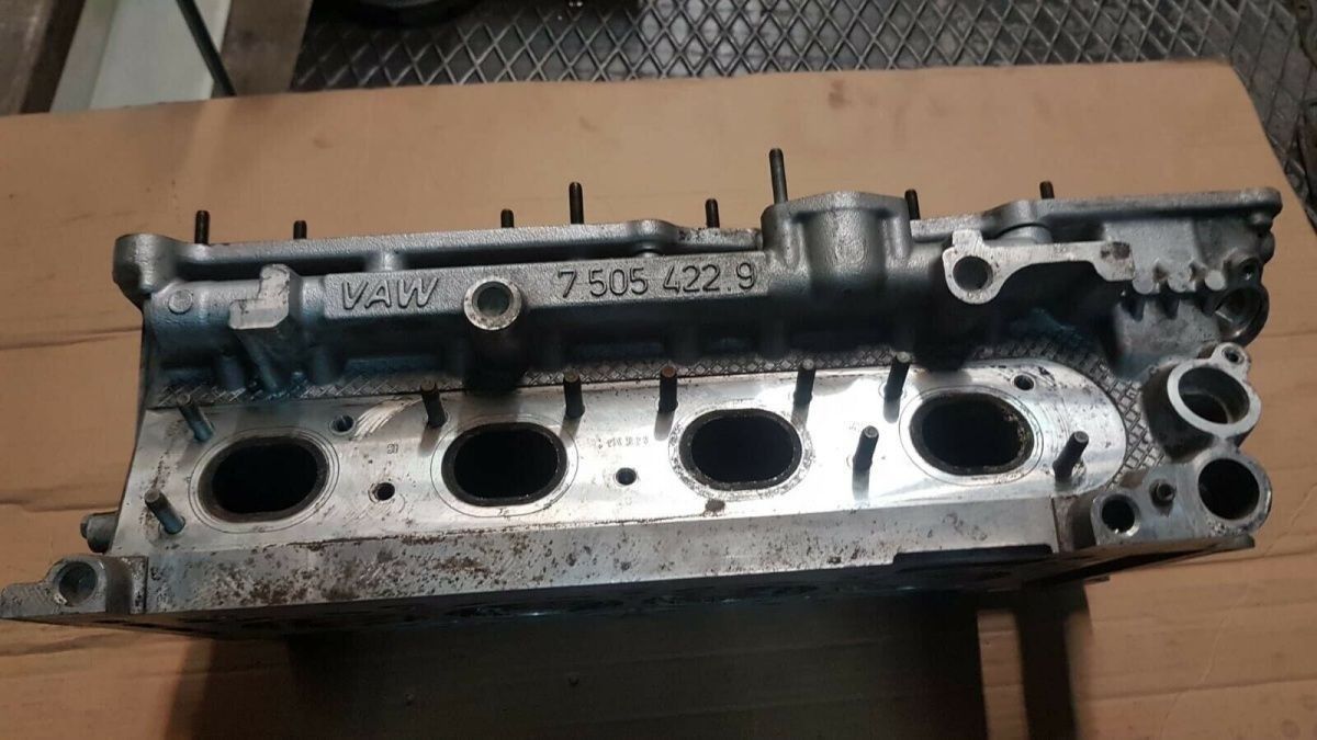 BMW original cylinder head N46 B20 75054229 BMW 3 (E90) 318I