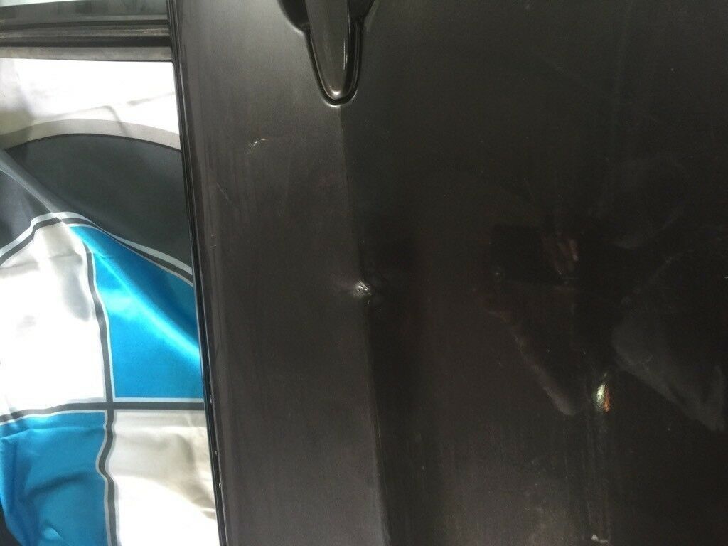 BMW original E90 rear left door complete with door handle