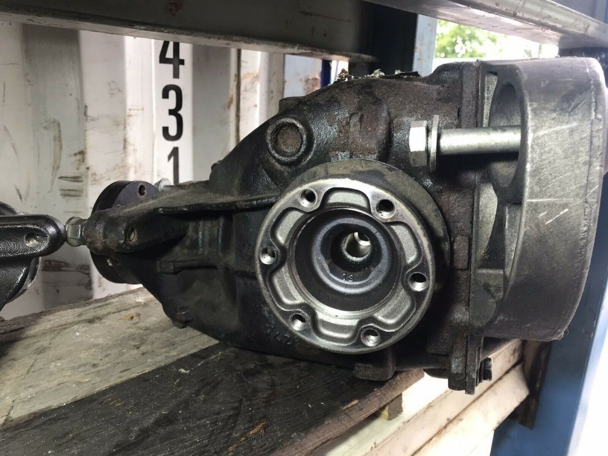 BMW Original E53 X5 Differential Hinten OE 1428831A