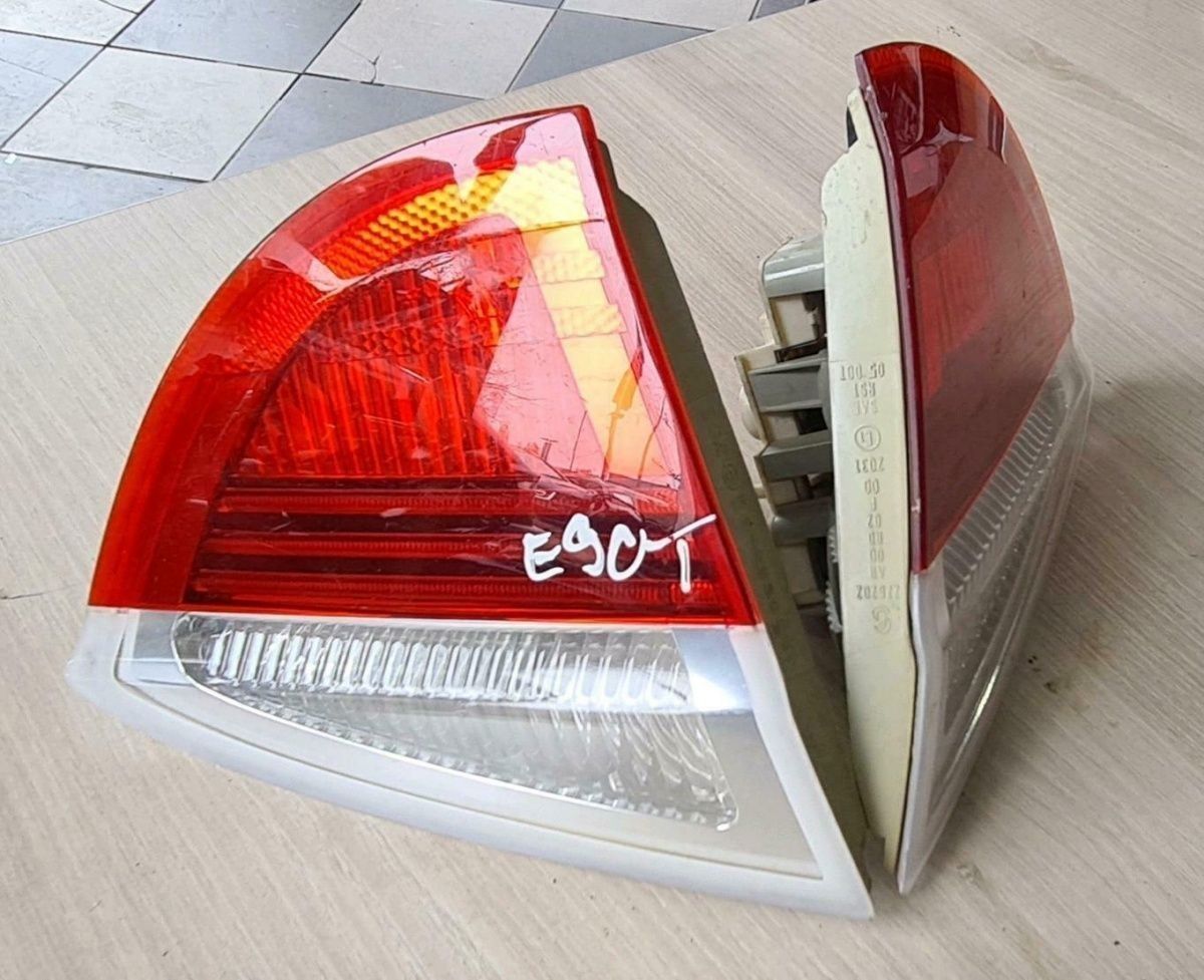 BMW original E90 tailgate taillight LED right or left