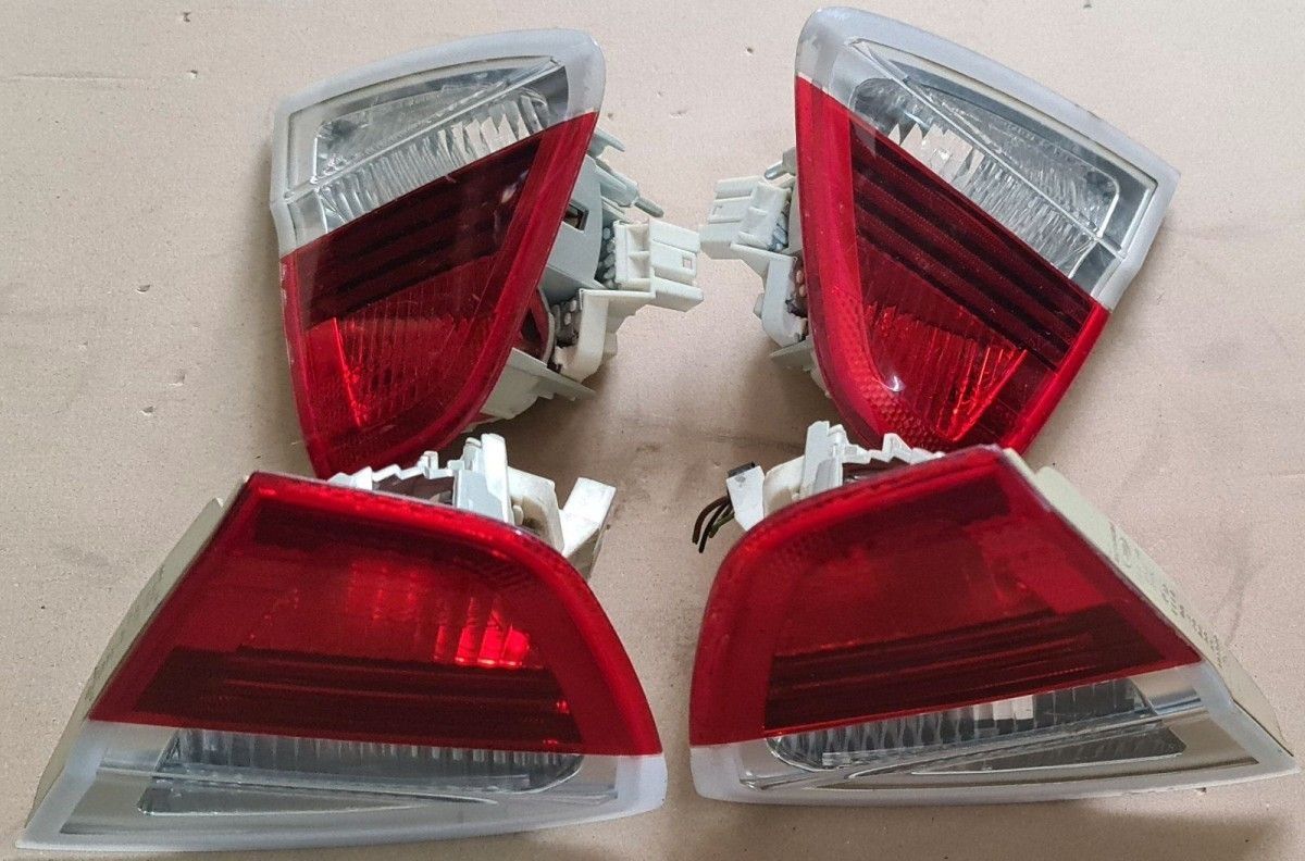 BMW original E90 tailgate light right or left