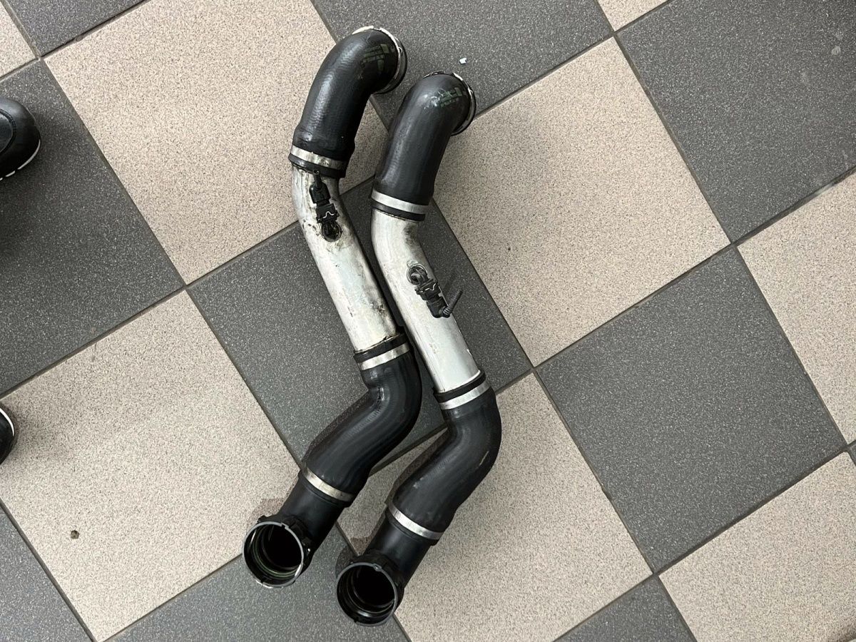 BMW X3 E83 3.0 Diesel Turbo Air Intake Hose Pipe 3418372