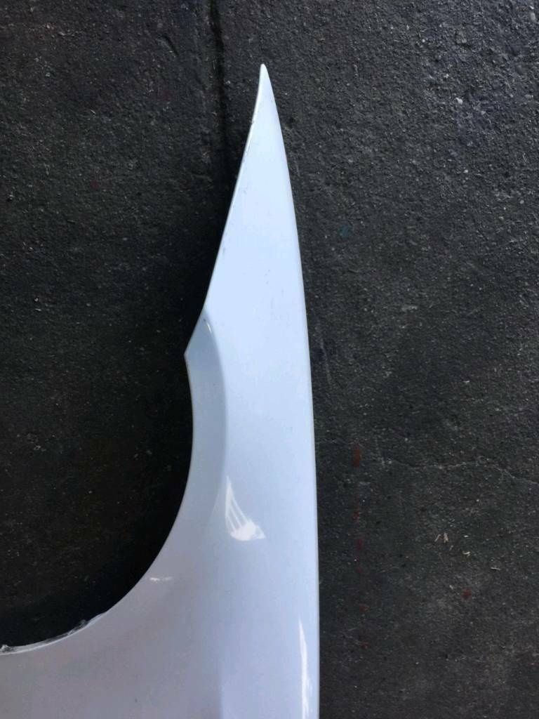 BMW original E90 E91 fender driver side left turn signal