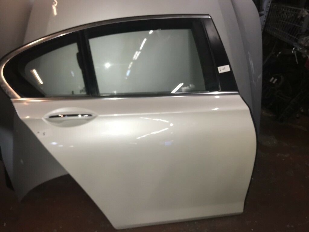 BMW original F01 rear right door TOP condition,