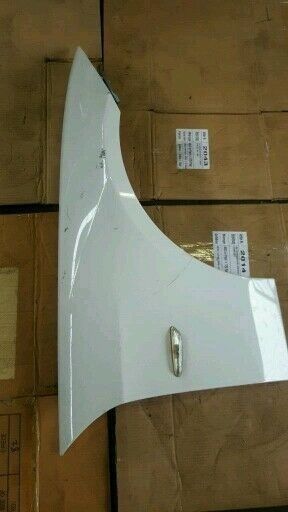 BMW original E90 fender right with indicator Alpine white