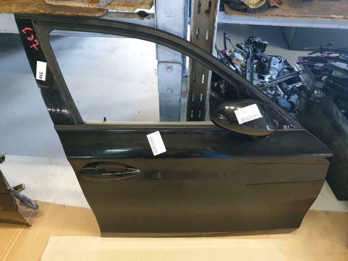 BMW original E87 door front R color black sapphire