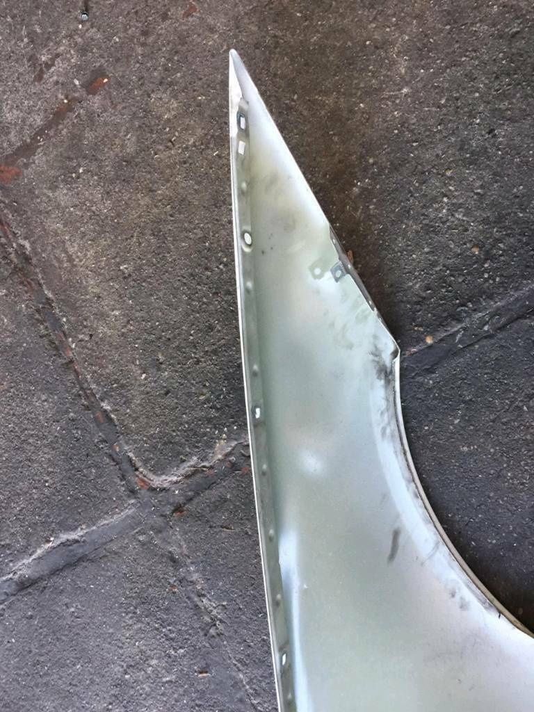 BMW original E90 E91 fender driver side left turn signal