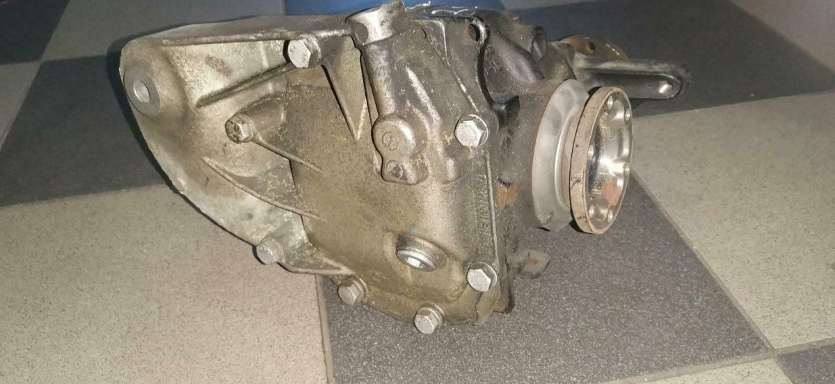 BMW original E90 E91 differential attachment 3.91