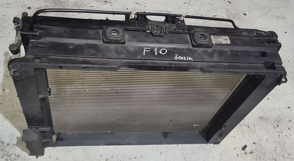 BMW original F10 radiator package petrol engine with fan