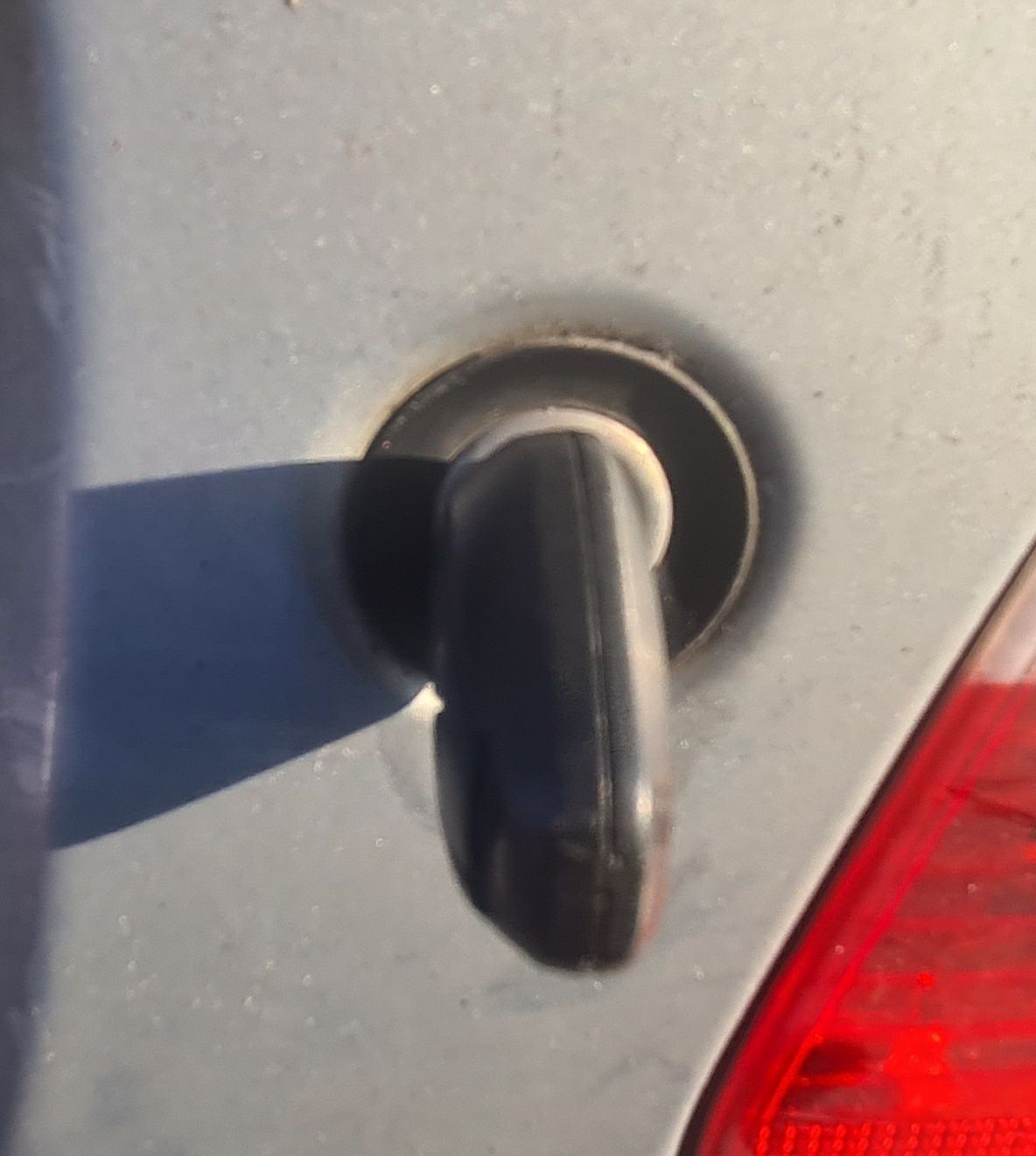 BMW original E46 tailgate lock with key