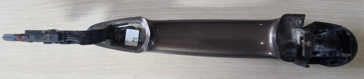 BMW door handle E70 X5 soft close handle front right