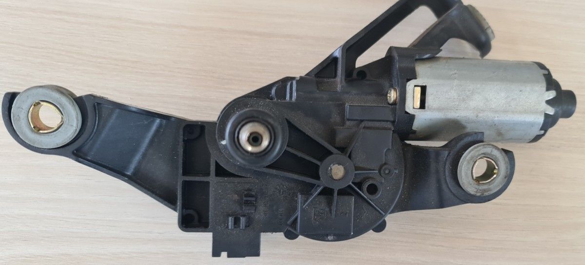 BMW original wiper motor rear E80 E81 E87 motor wiper