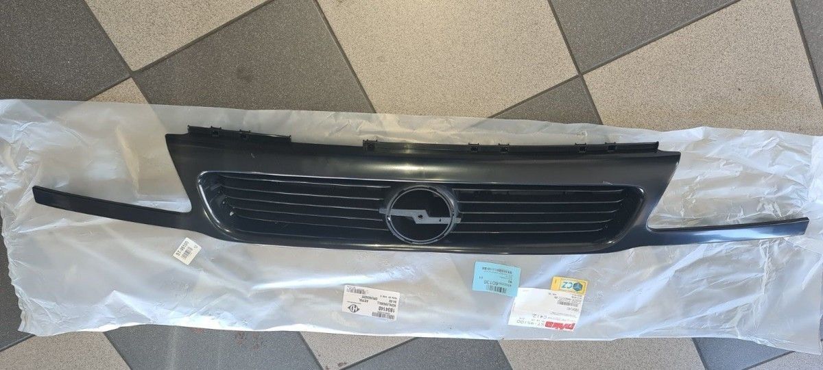 OPEL Astra F CC radiator grille 94-98