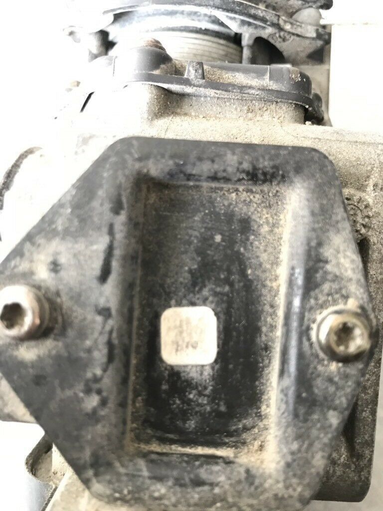 HELLA Drosselklappenstutzen 8UK007623-101 für BMW E39