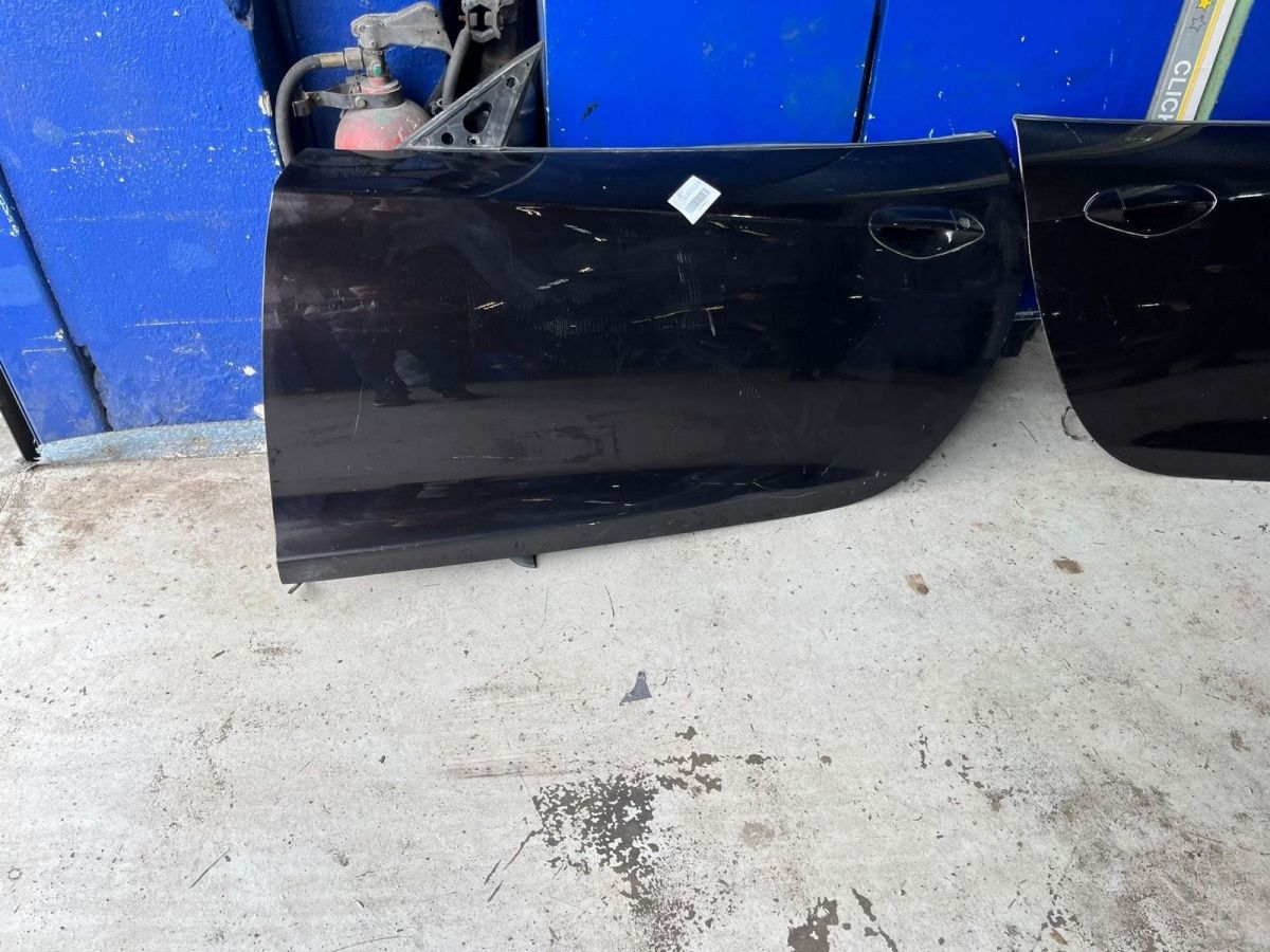 BMW original E89 Z4 facelift door left or right