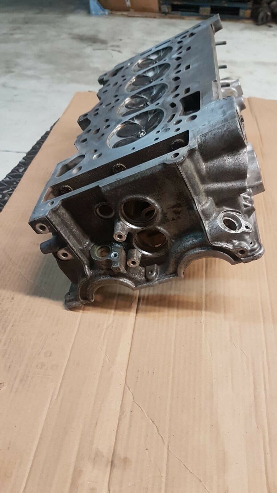 BMW original cylinder head N46 B20 75054229 BMW 3 (E90) 318I