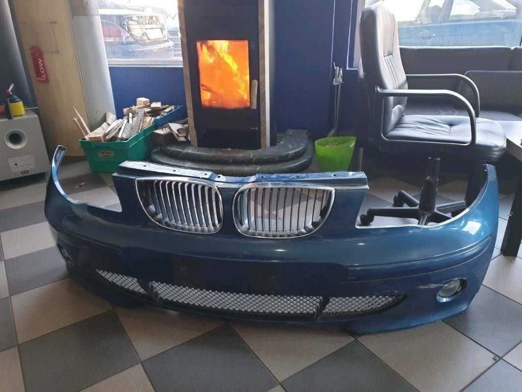 BMW original E87 bumper in Sydney blue