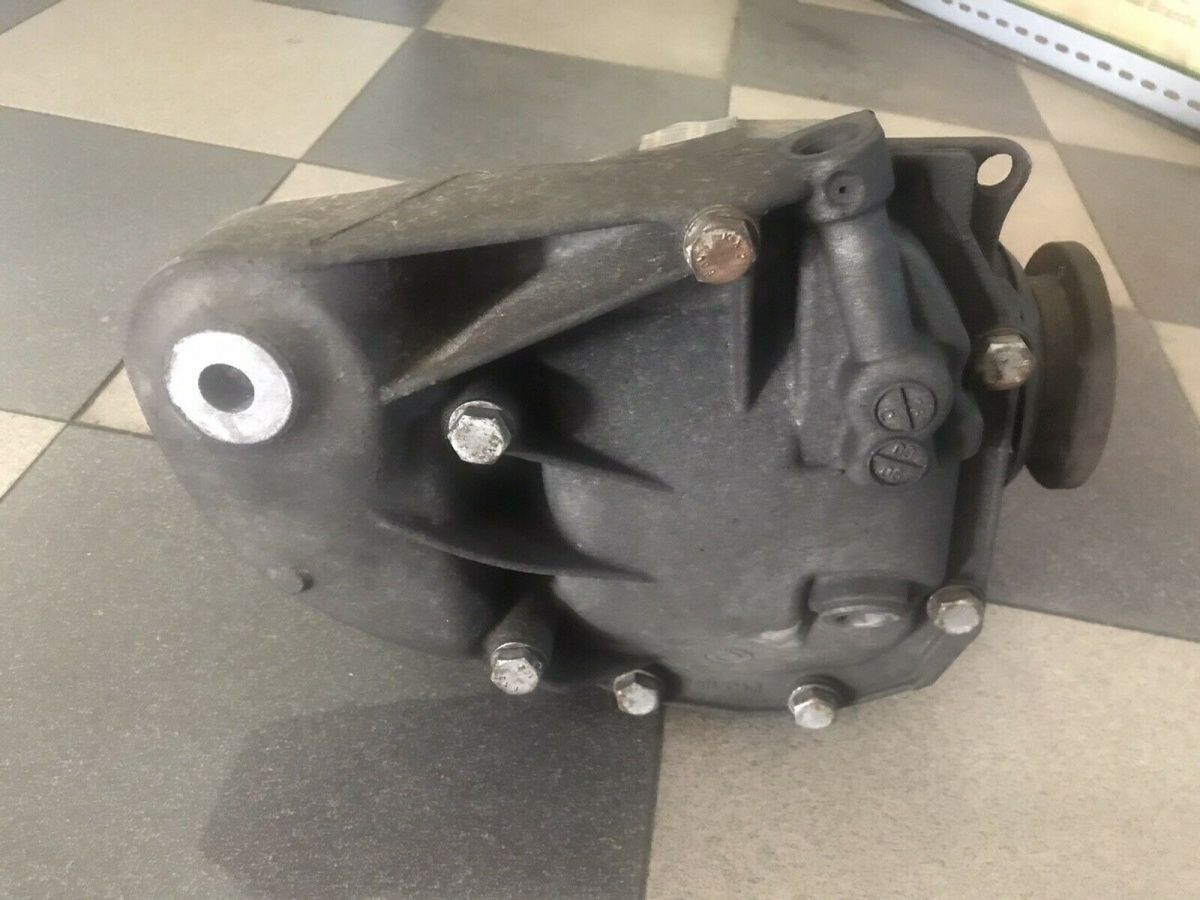 BMW Original E90 E91 Differential 7524319 3.38