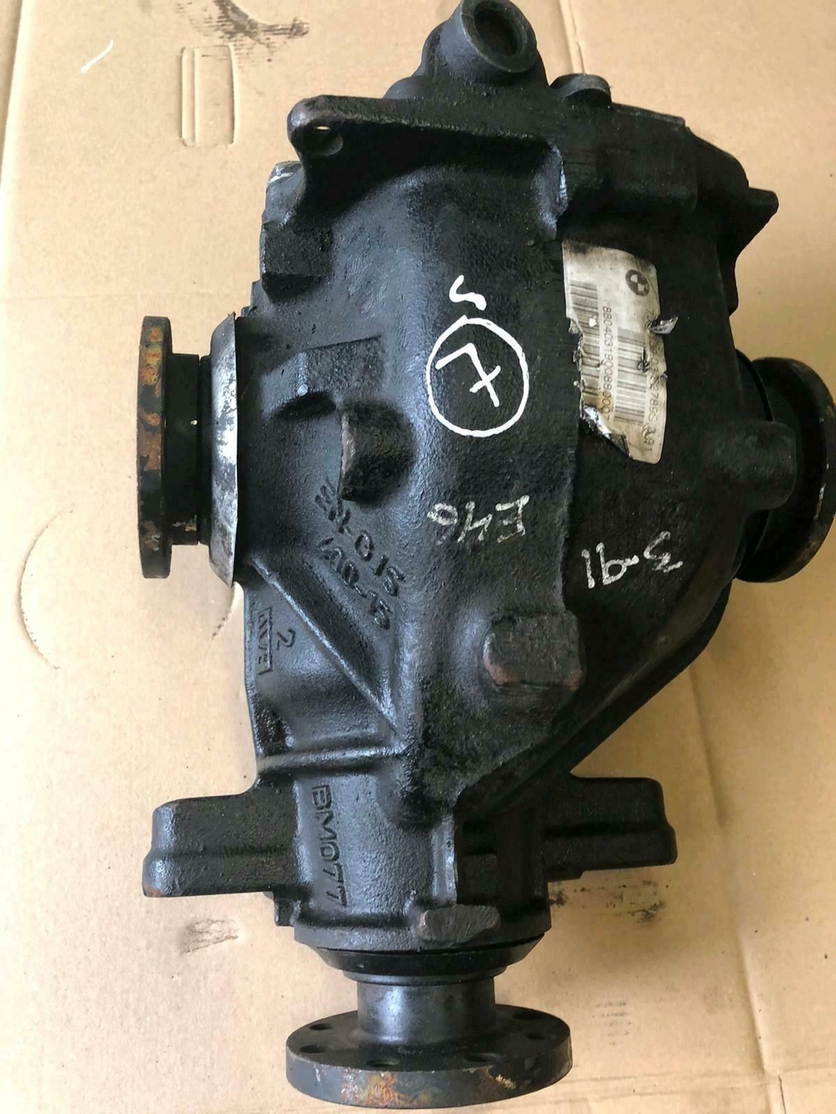 BMW original E46 differential attachment 3.91, very good condition,