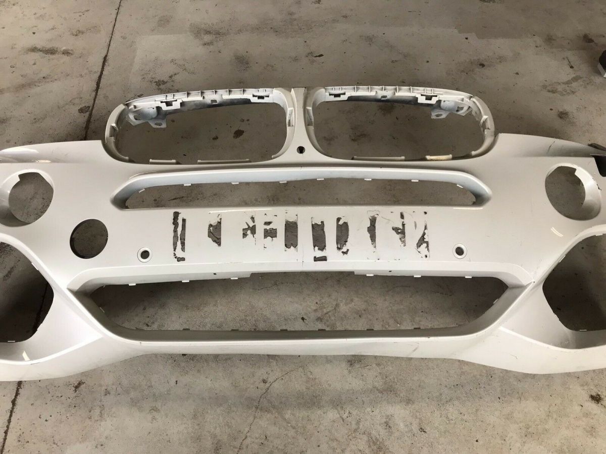 BMW original F15 X5 M-Sport bumper/covering white