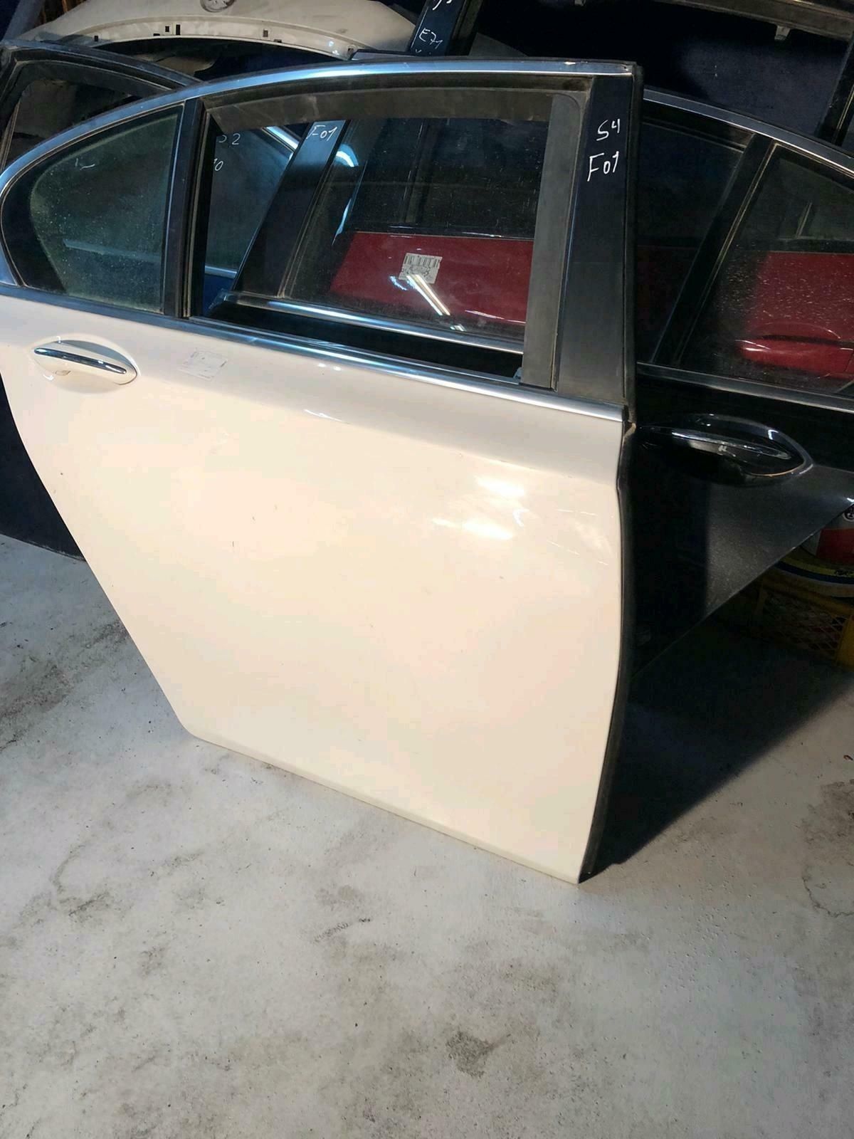 BMW original F01 door rear right top condition, color Apina white