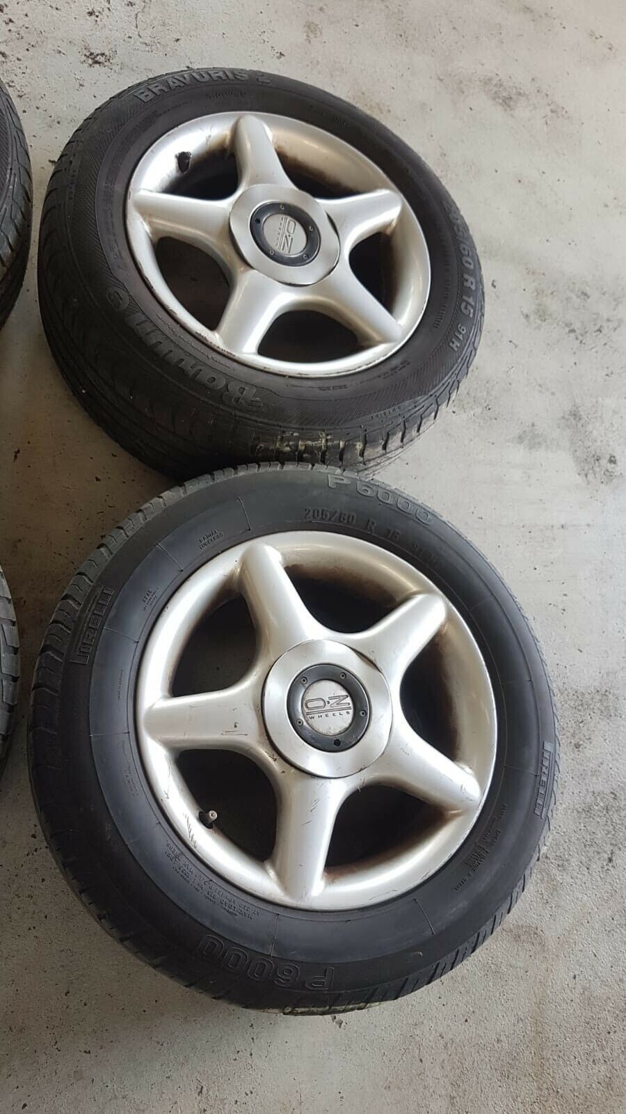 Reifen und Alufelgen Die Reifen haben Top zustand 205/60R15 91H