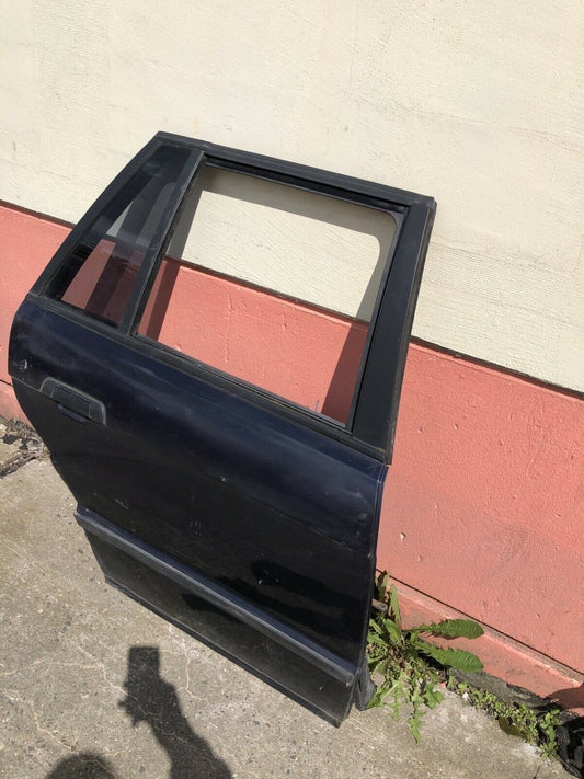 BMW REAR RIGHT DOOR BMW E39 523i Touring