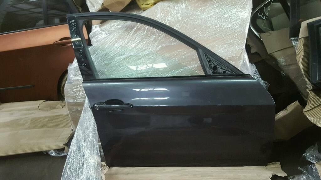 BMW original E90 door passenger side completely in dark gray